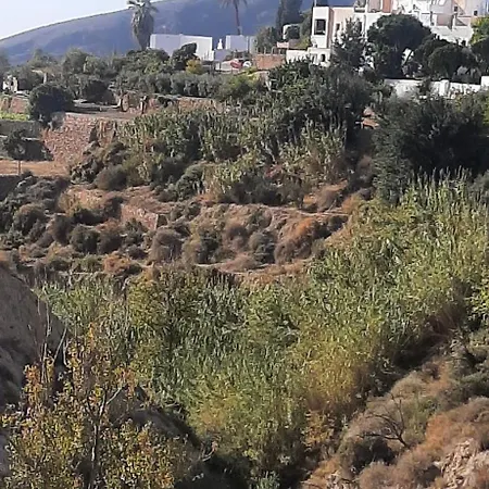 Cortijo Ferre, A Pies Del Castillo La Atalaya De * 尼哈尔